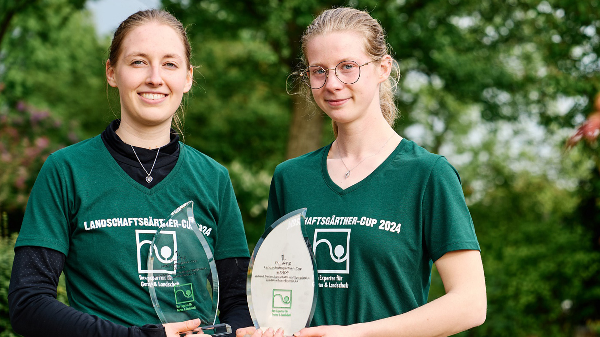 Den Sieg des Landesentscheids in Niedersachsen und Bremen holten sich Klara Thöle und Hanna Kanzelmeier 