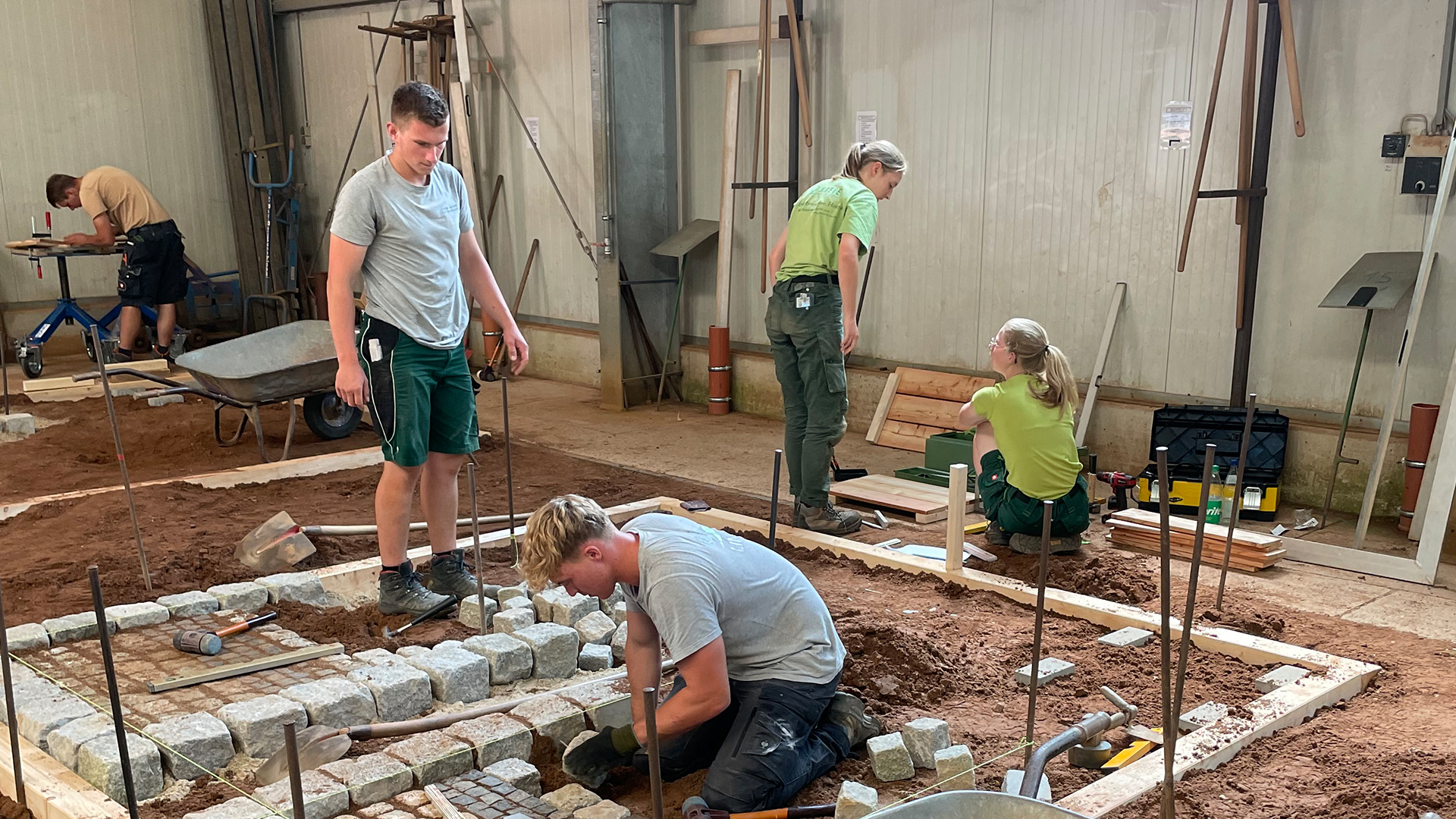 Training Landschaftsgärtner-Cup konzentrierte Arbeit